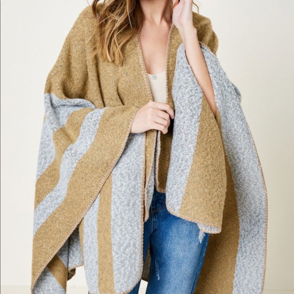 Colorblock Sweater Poncho